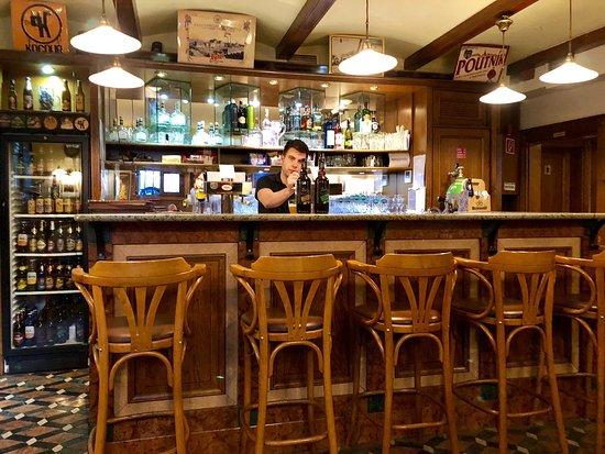 PIVOHALLE Sorvendeglo